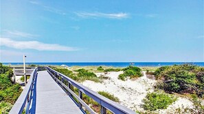 On the beach, sun-loungers, beach towels - Beautiful Oceanfront Condo w/ Breathtaking Beach Views~21 Yrs. of 5 Star Reviews (Fernandina Beach)