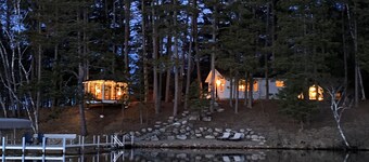 Vintage Cabin on Beautiful Lake O'brien - Includes Pontoon Boat