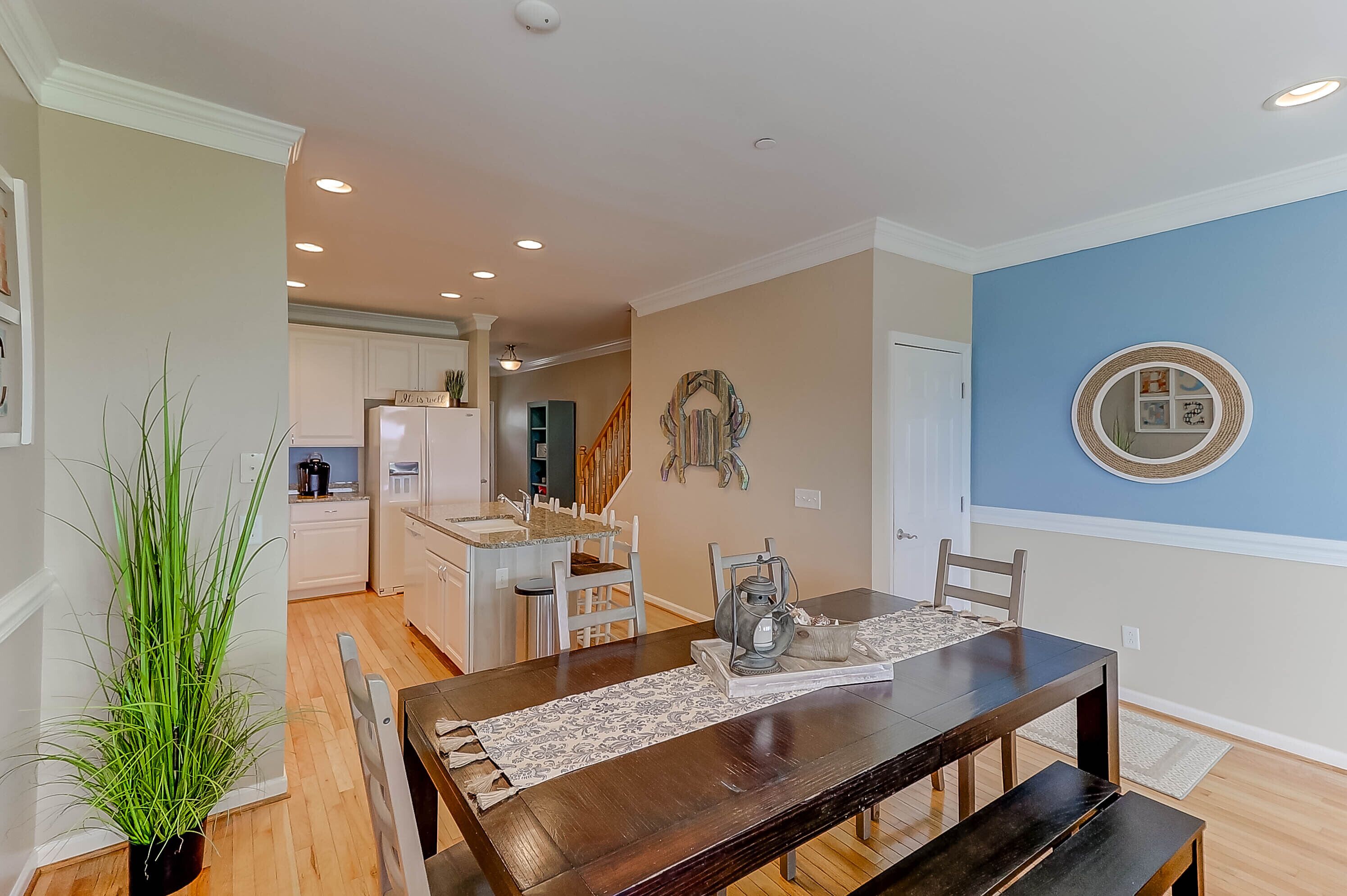 Southern Tides At Folly / On Water / 1 Block to Downtown / Walk To Beach / Pool