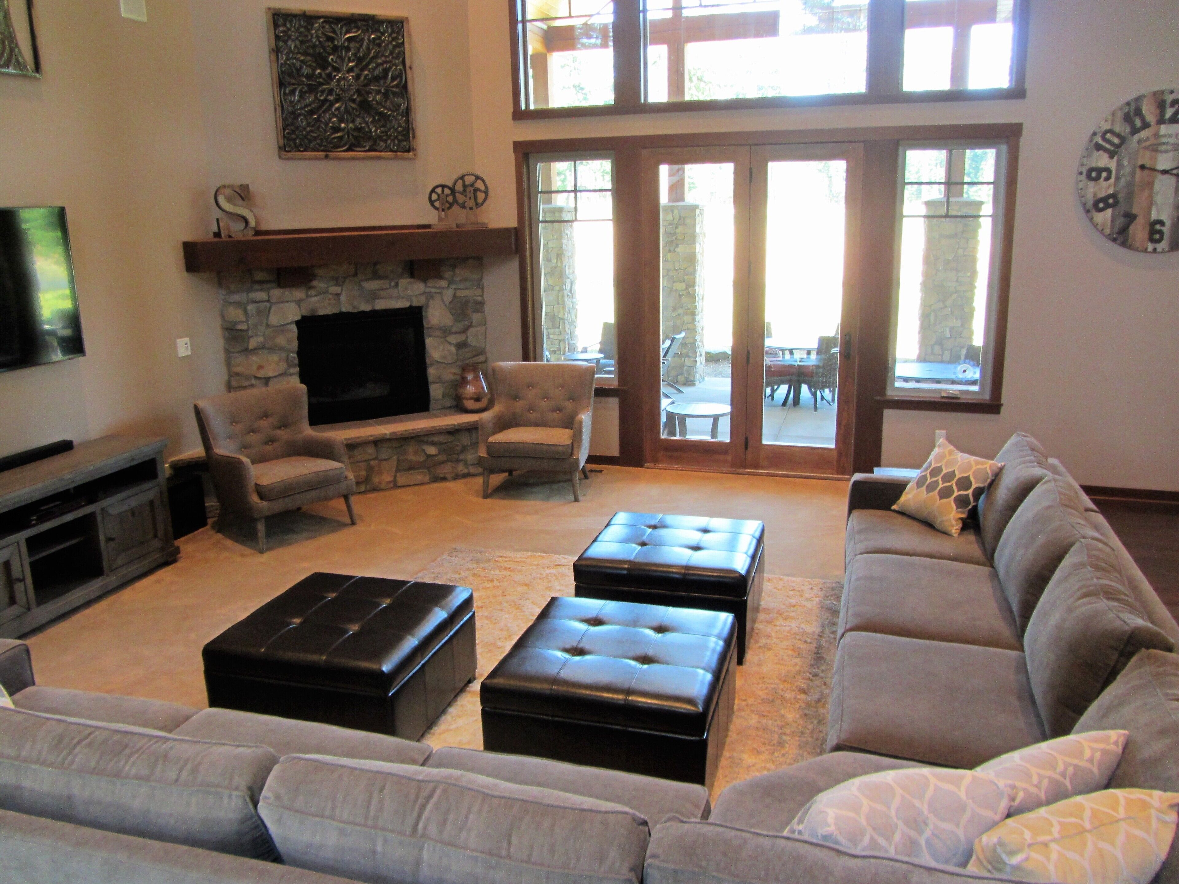 Spacious 4300 sf w/ Garage Game Rm, Double Fairway Golf View, 3 Kings, 2 Masters