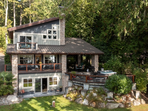 Lake Whatcom Water Front/3 Acres/Kayak/Boards/Wood Fireplace