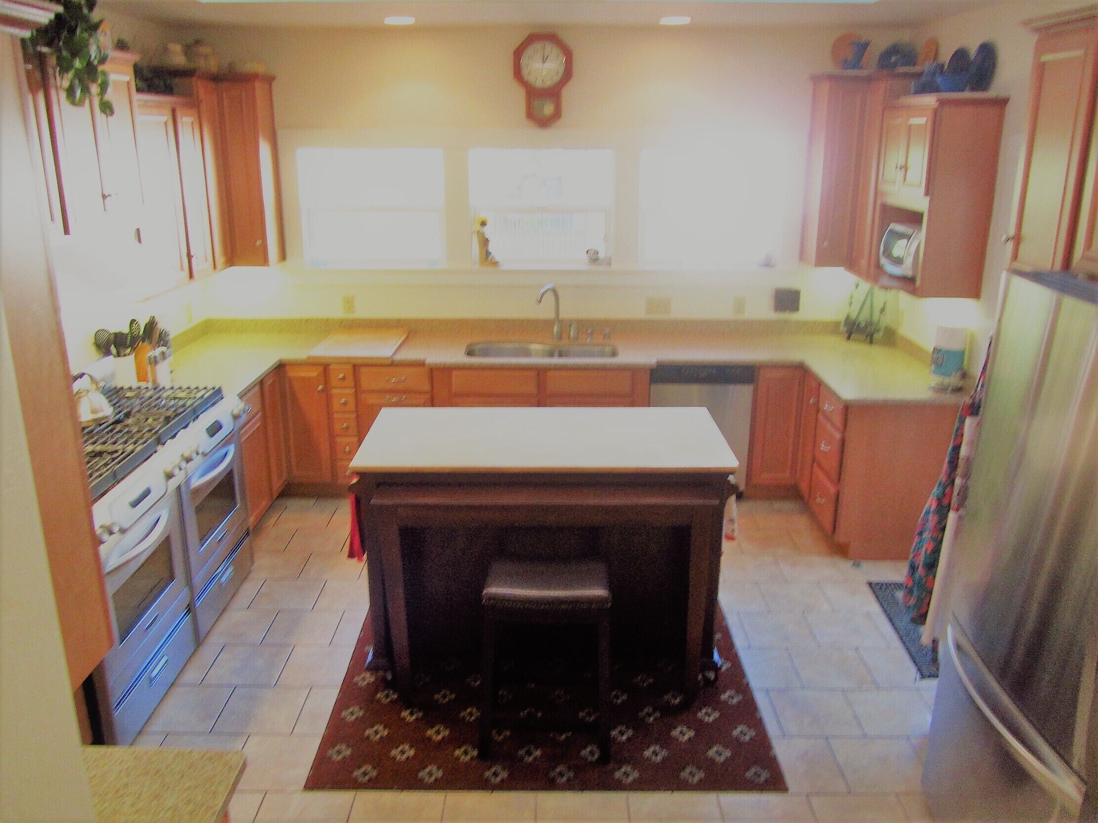 Eureka, Bay Views, Surrounded by Trees. Weddings, Retreats, Reunions, Events too