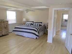 3 bedrooms, iron/ironing board, WiFi