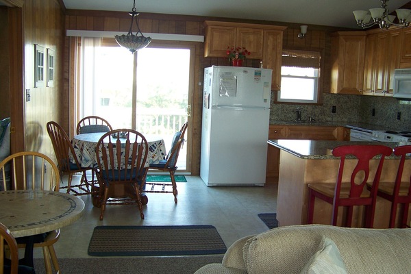 Looking towards back deck