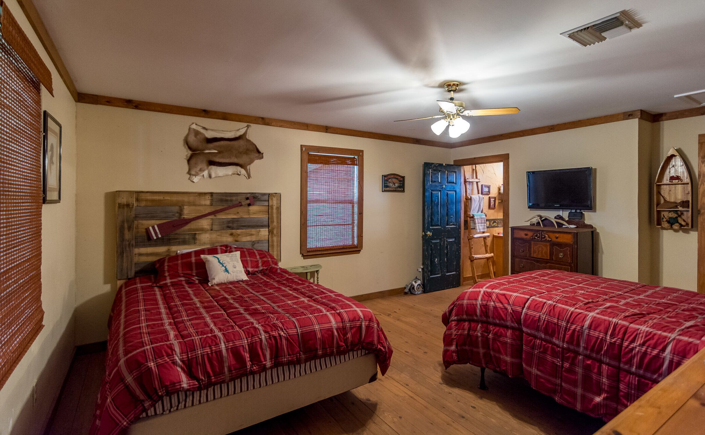 2 habitaciones, wifi gratis y ropa de cama 