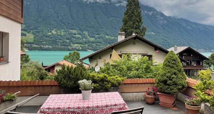 Neues Chalet W / Studio in Bönigen bei Interlaken am Brienzersee
