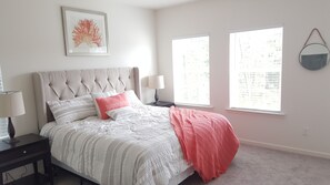 5 chambres, fer et planche à repasser, Wi-Fi gratuit