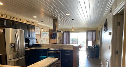 405 Captain John Fripp Villa - Ocean Front - Ground Level