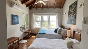 5 dormitoris, caixa forta a l'habitació i planxa i posts de planxar