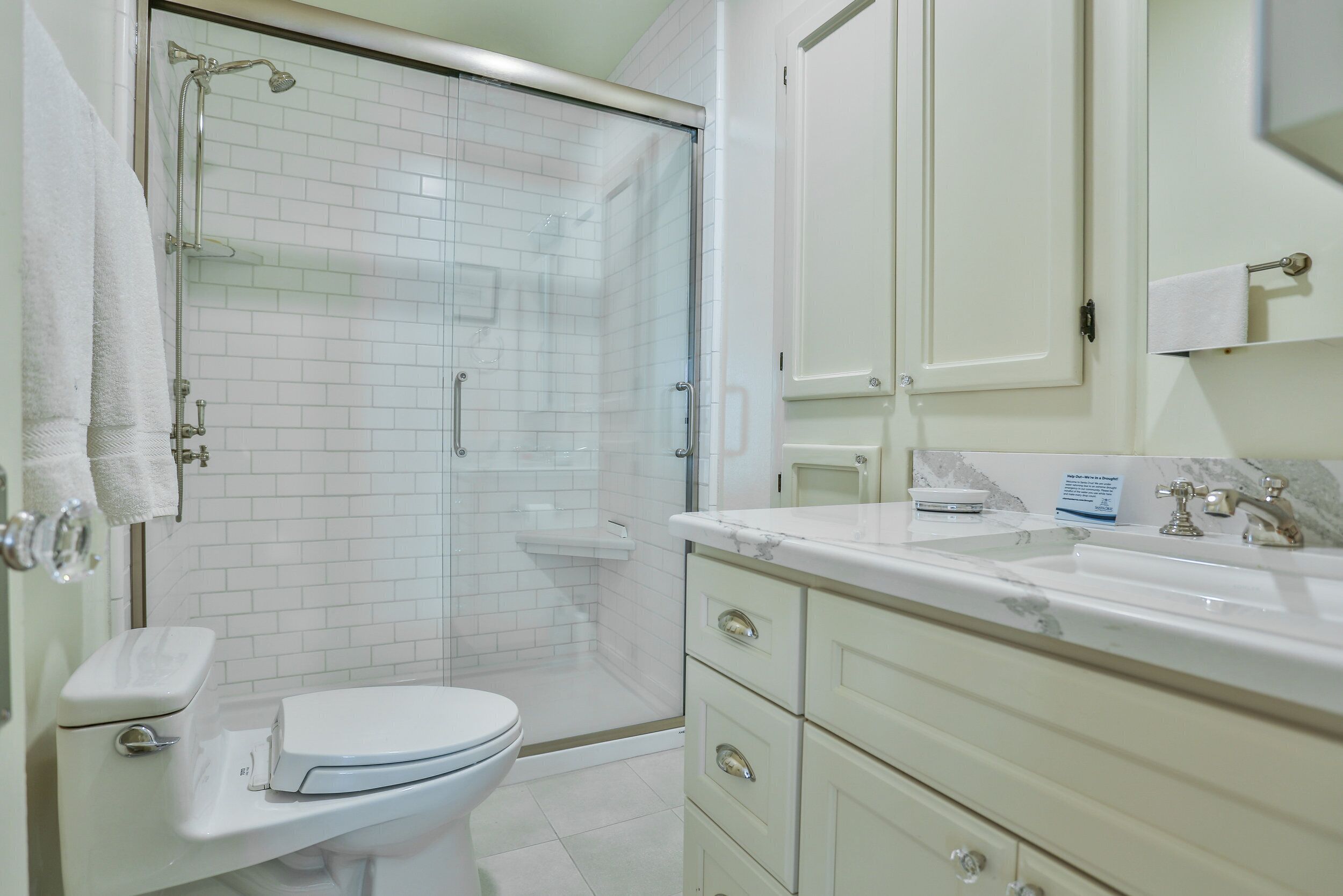 Amazing Twin Lakes Beach Views