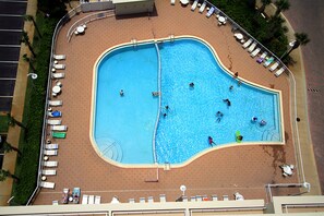 Udendørs pool, opvarmet pool