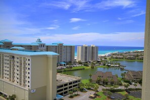 Exterior - AWESOME GULF AND BEACH VIEWS! Gorgeous 3 BR/2BA Unit, Large Balcony (Miramar Beach)