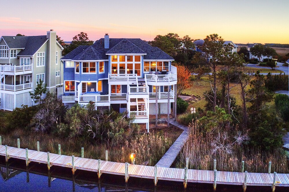 Nags Head/Hammock Village/Pirate's Cove Home