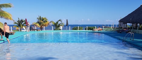 Piscine extérieure