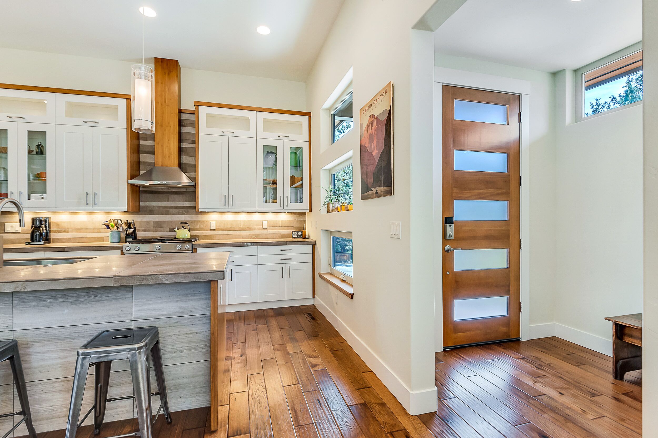 Mid Century Luxury Home; Westside; Walk Everywhere