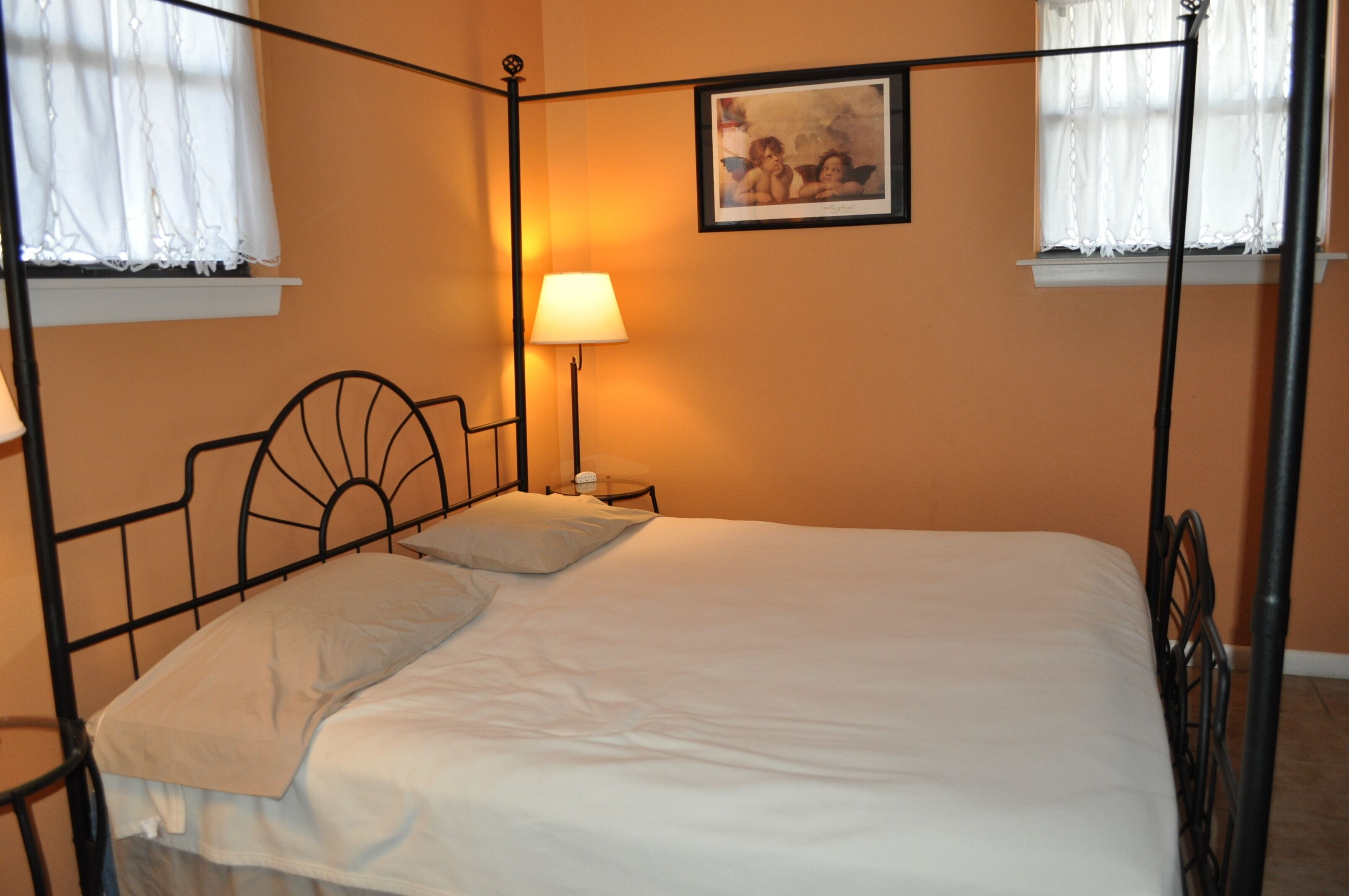 Woods, Water and Sweeping  Bay Views  from  Glassed  Front Room