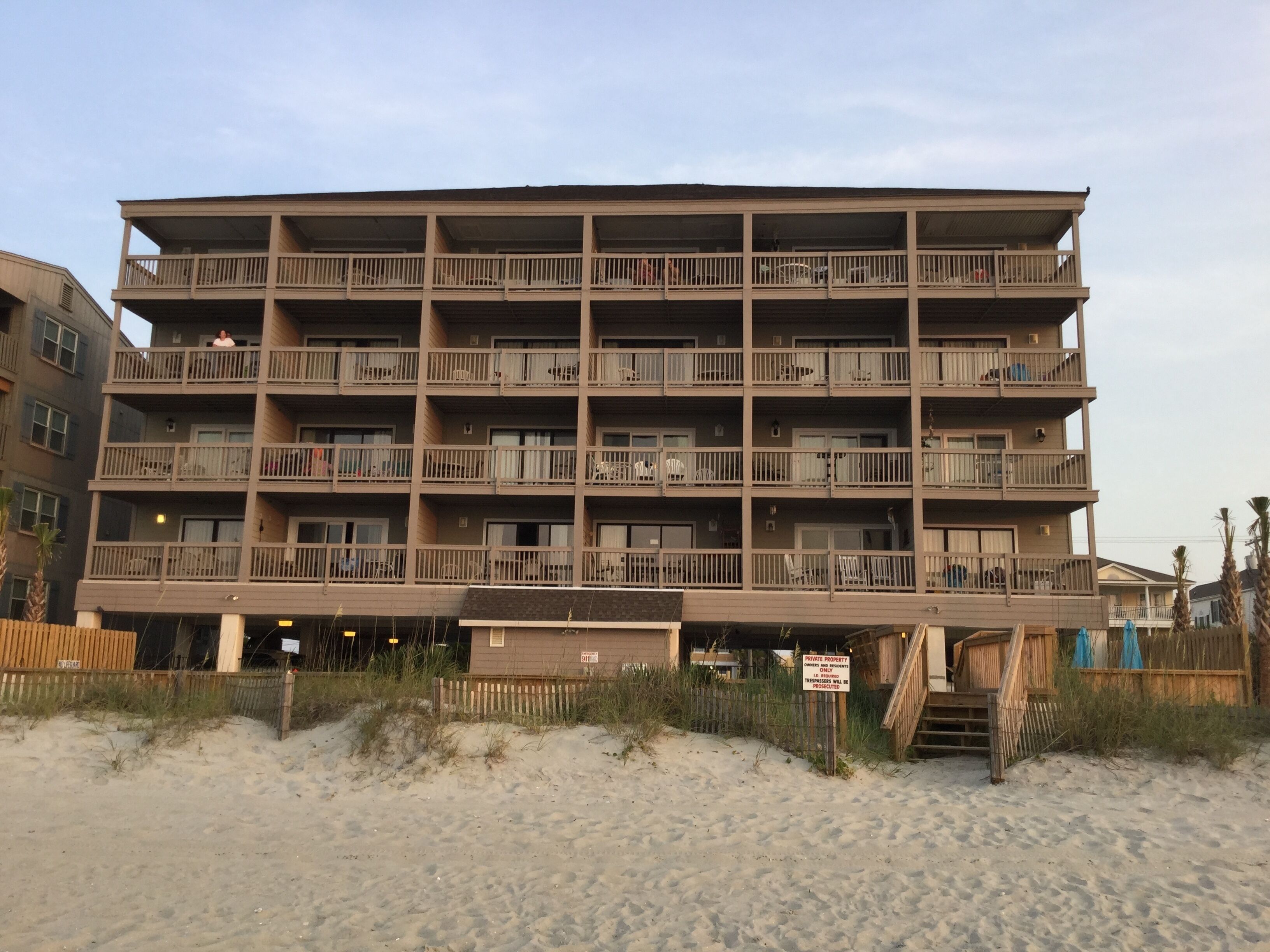 2 Br Condo Vacation Rental In Garden City, South Carolina 445606