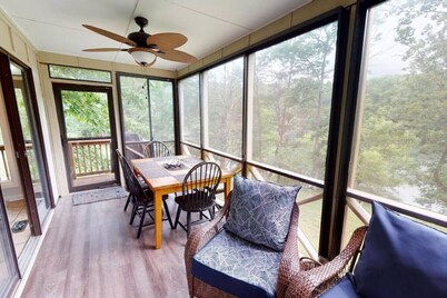 Lakefront Woodson Bend 97-1