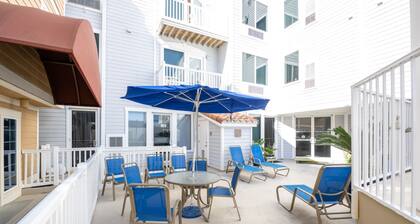 The Terraces #202-Condo -Pool! | 1 Bed, 1 Bath