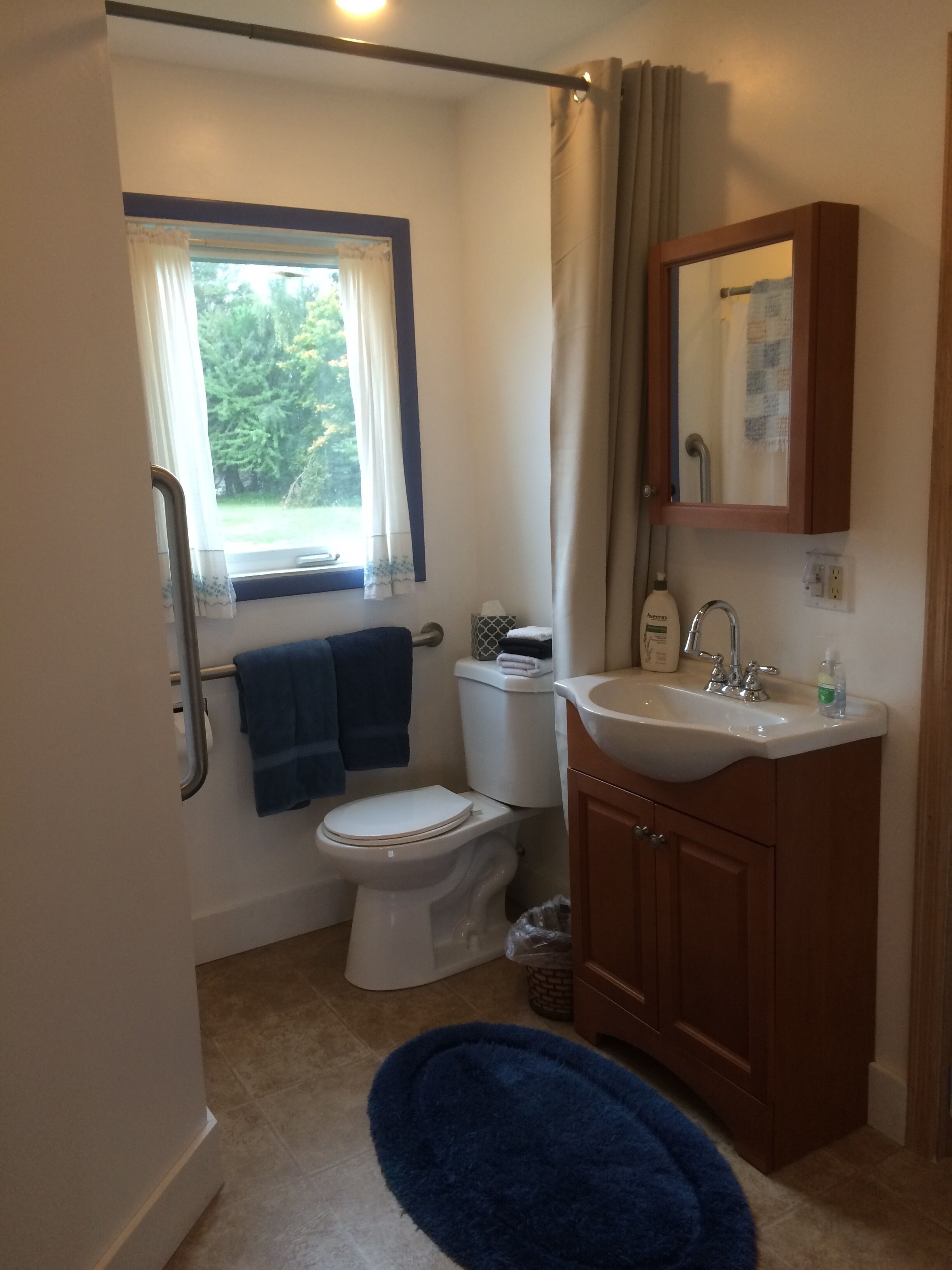  Accessible! Beach Cabin on Sunlight Beach Useless Bay, Whidbey Island