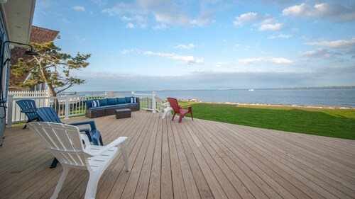 Luxurious Waterfront all Season Home with Private Beach.  Awesome sunsets! 
