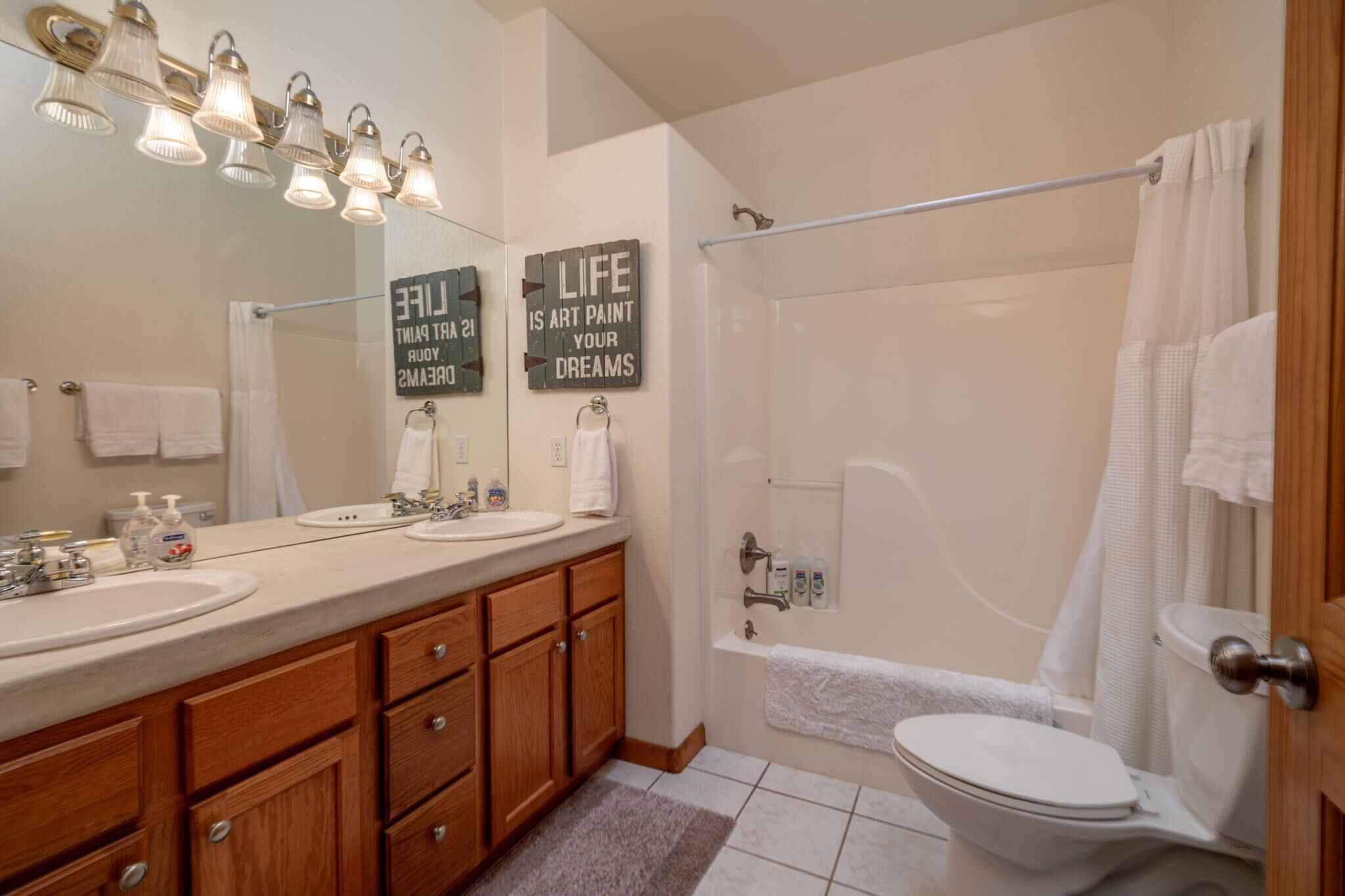 Beautiful Mountain Views, Close to Ouray Hot Springs