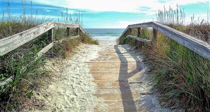 Seapines, 3 / sänky 2 / kylpy, lyhyen kävelymatkan päässä rannalta, ilmainen WiFi, Bikes, tennis, golf näkymä