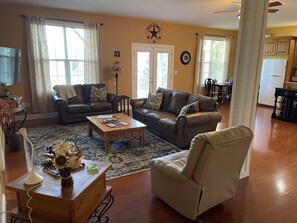 TV connectée, jeux vidéo, lecteur de DVD