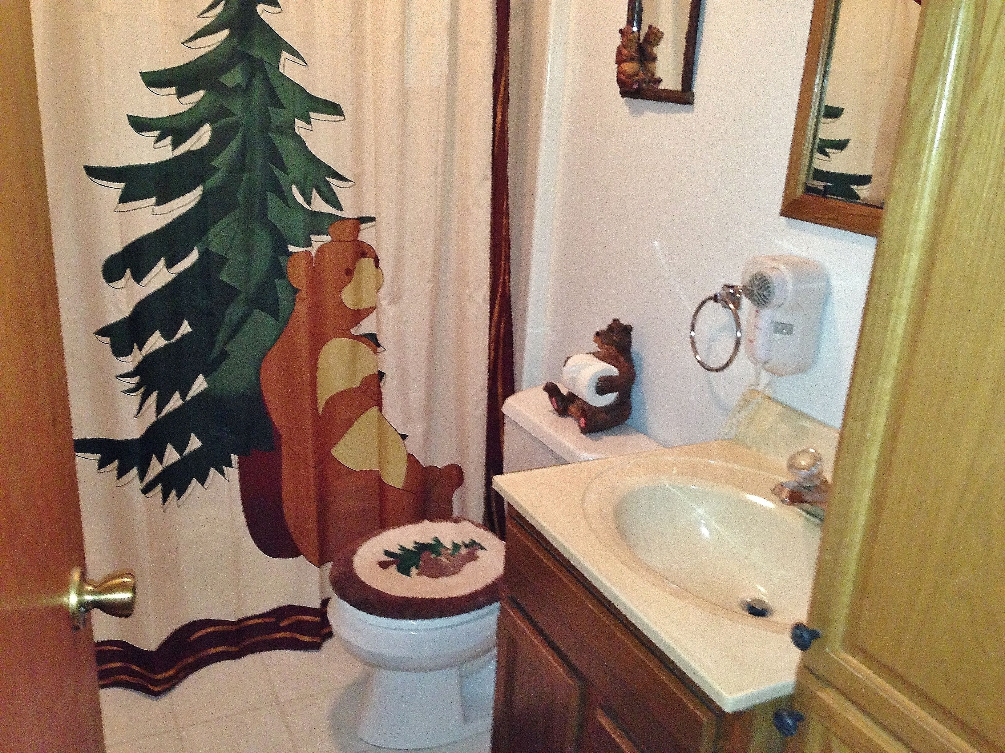 Lake Nokomis Breezy Bay Retreat- Tomahawk Wi - Newly remodeled 