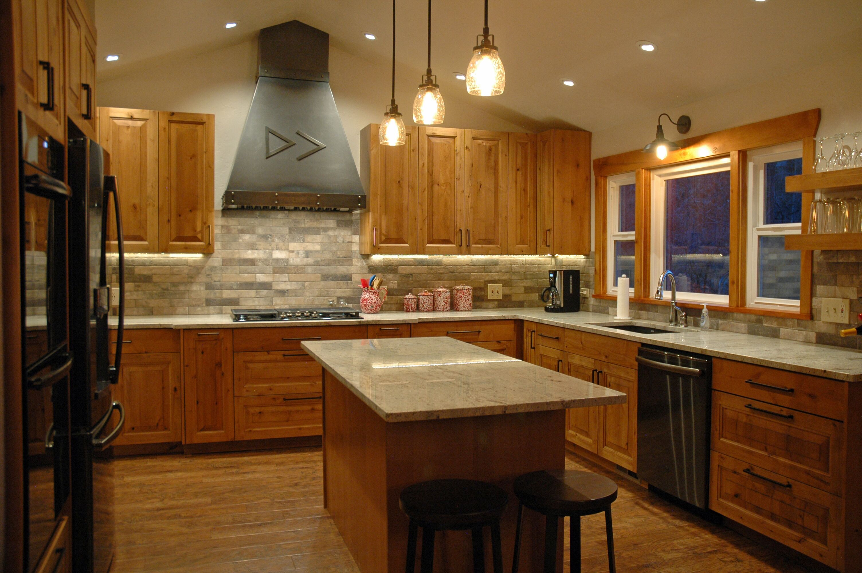 The Wilson Ranch: Gorgeous Cattle Ranch House in Gypsum Valley