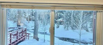 Cozy Cabin on Florida River- 15 mins from Downtown