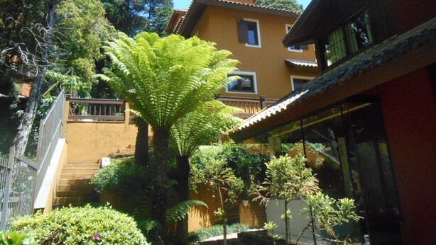 Bagian depan properti