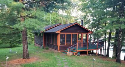 6 Miles to Downtown Hayward! Full Recreation 500 Acre Lake; Quintessential Cabin