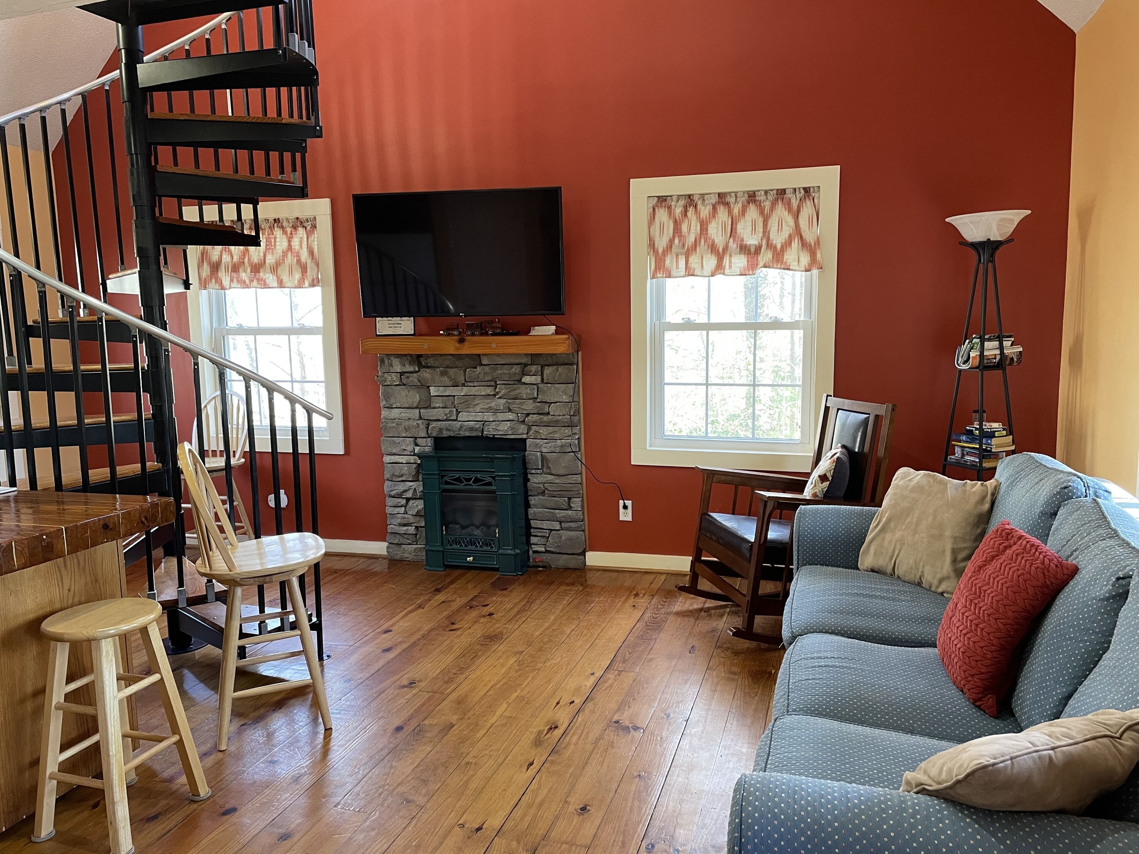 Come enjoy nature at Crooked Cabin