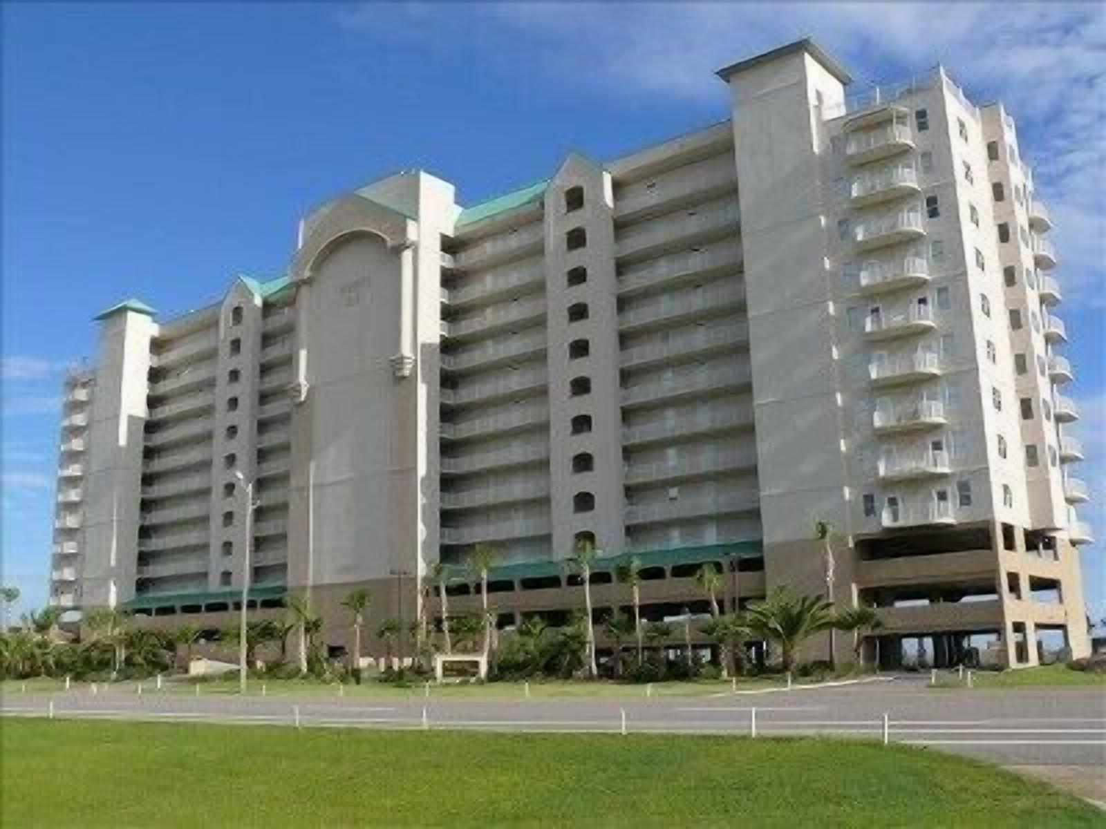 Regency Isle PH1110 Luxurious  Beachfront Condominium