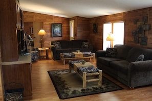 Smart TV, DVD player, books