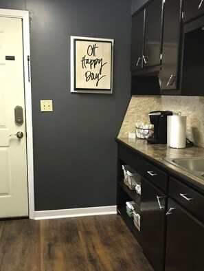 Microwave, oven