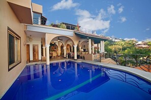 Outdoor pool - Casa Mariluna - Lovely Sayulita Beachside Villa (Sayulita)