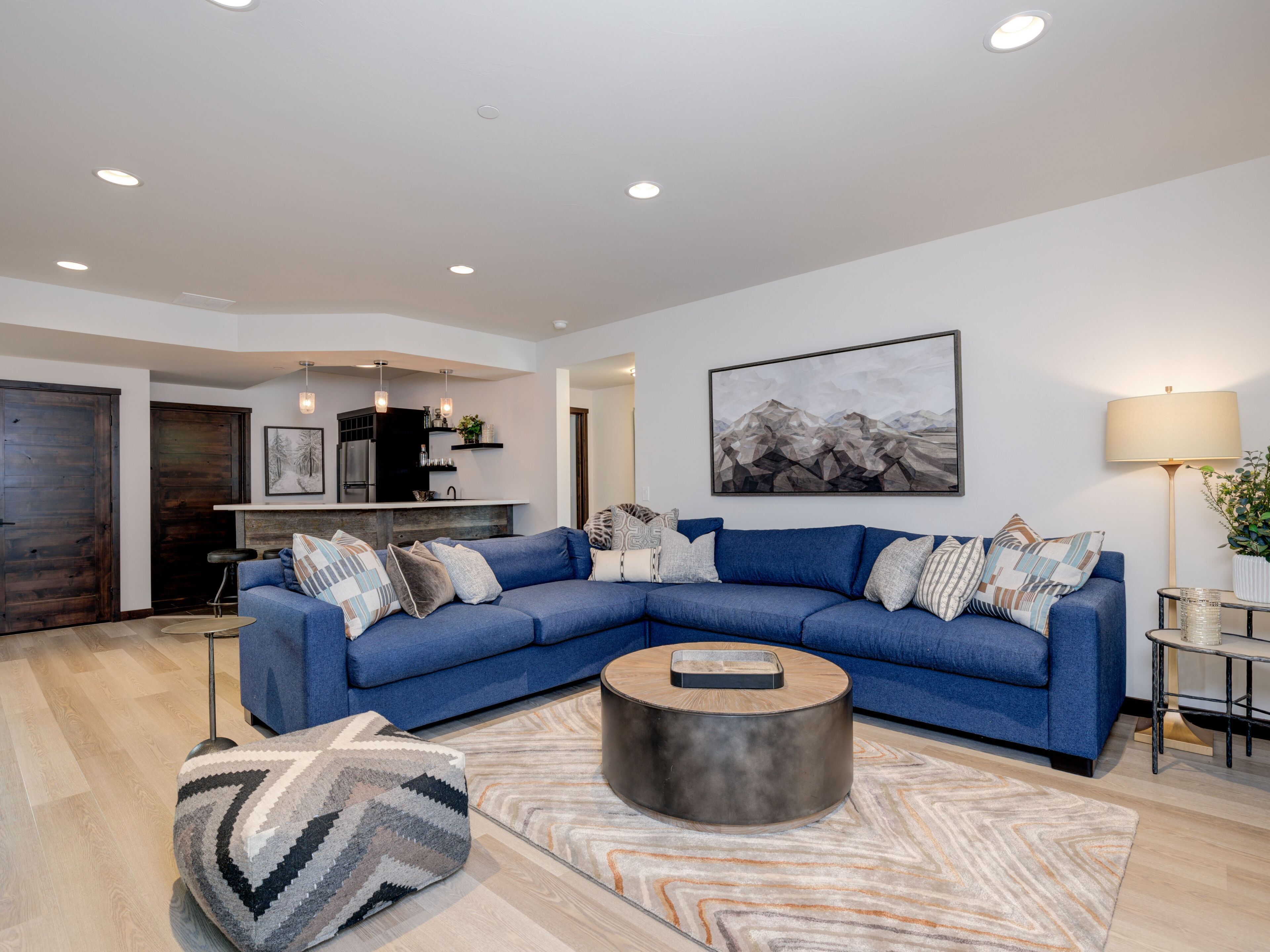 Big Sky Vacation Rentals: Mvc Speaking Eagle - Pet Friendly! - Big Sky, MT