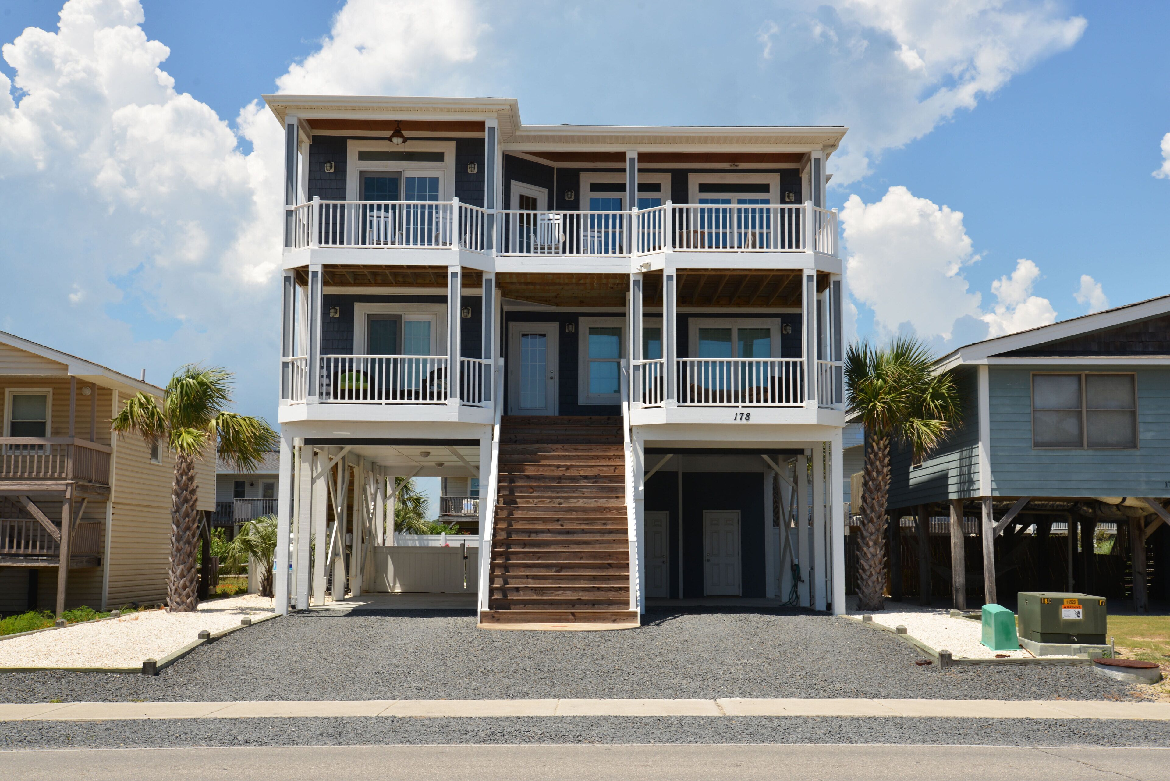 Great Location! Private Pool Opt Heat, Hot Tub, Tiki Bar, Elevator, Beach Access