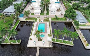Exterior - Siesta Key For Me @ The Palm Bay Club (Siesta Key)