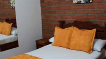 Basic Triple Room, Multiple Beds, Non Smoking | Iron/ironing board, free WiFi, bed sheets, wheelchair access