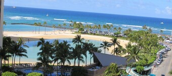 Family friendly unit with fabulous Ocean/Lagoon view 