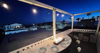 Kaksi kuningasta! 4 makuuhuonetta, 2 kylpyhuonetta, 2 autotalli vain 70 askeleen päässä rannasta!