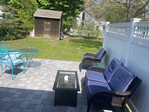 Terrace/patio - Great Location, Beach 4 minutes walk, Large Patio and Parking for one vehicle. (Dennis)