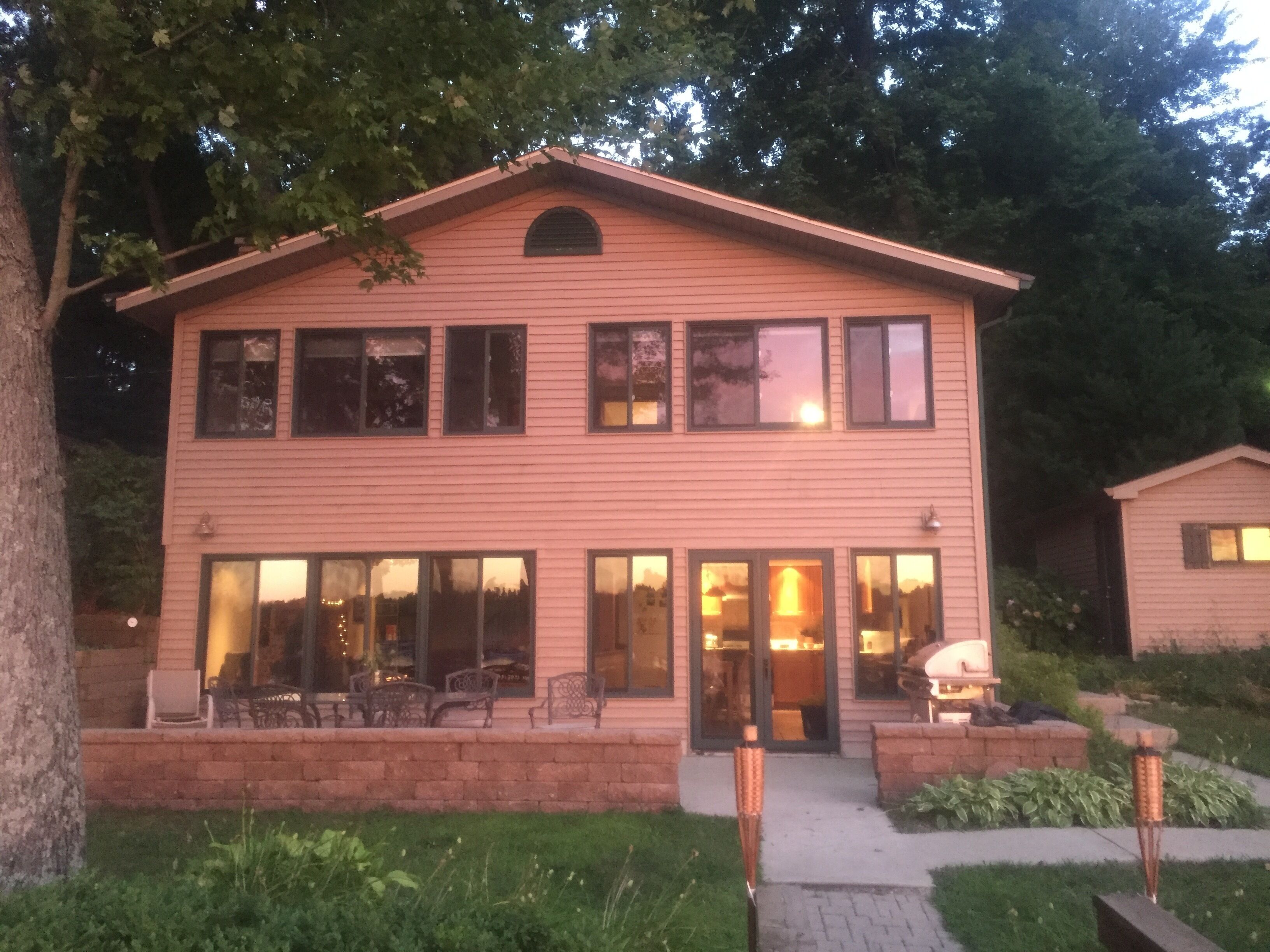 3 Br Cottage Vacation Rental In Three Rivers, Michigan Vrbo Property