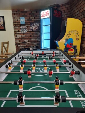 Spielezimmer