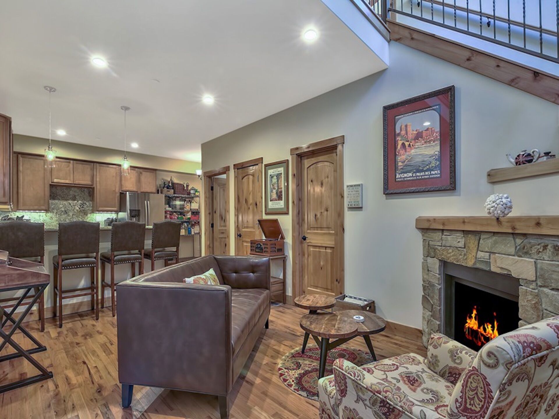 Newly Built Townhouse Walking distance to 2 beaches, restaurants, and Casinos!