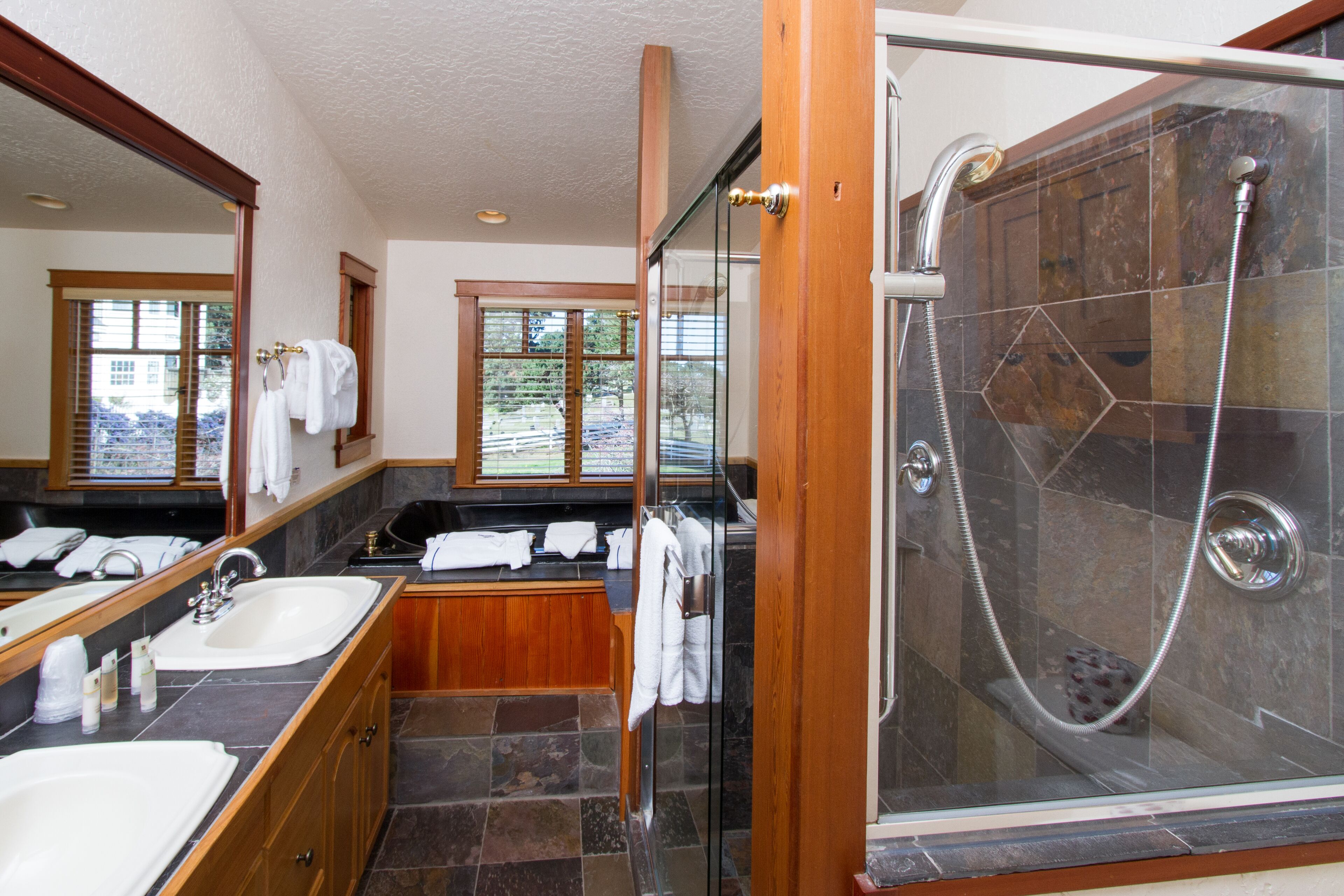 King Suite overlooking Mendocino Village and ocean