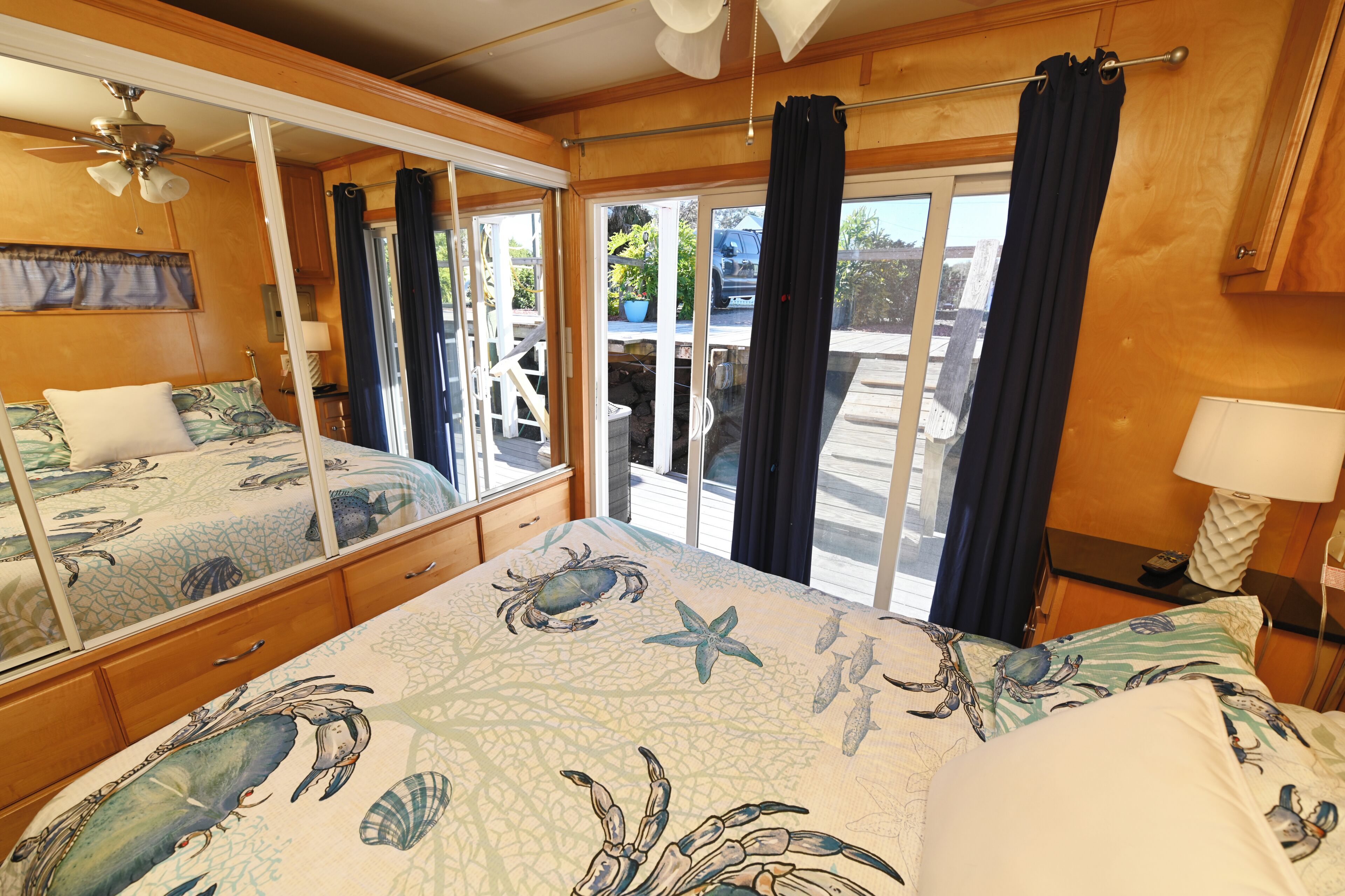 1 chambre, bureau, fer et planche à repasser, Wi-Fi gratuit